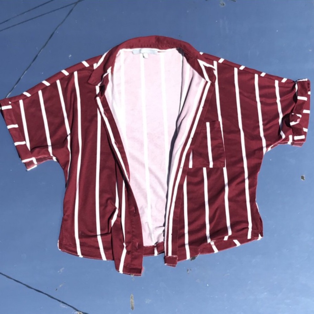 Vertical Striped Button Up❗️